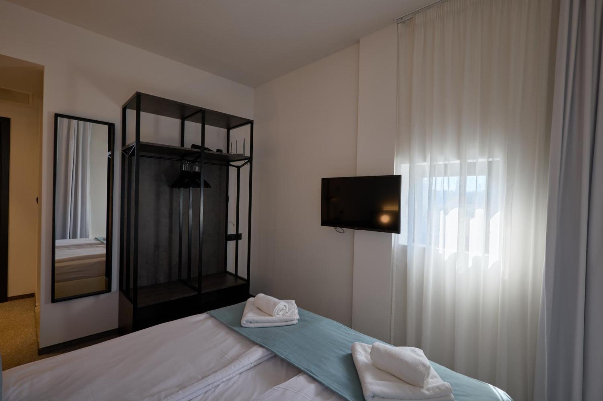 Bizarre Boutique Hotel Varna Luaran gambar